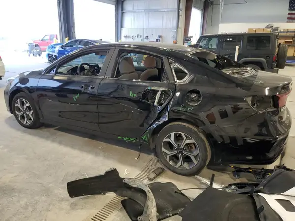 3KPF24AD3ME355805 2021 KIA FORTE - Image 2