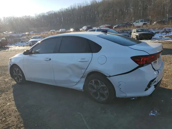 3KPF24AD3ME355951 2021 KIA FORTE - Image 2