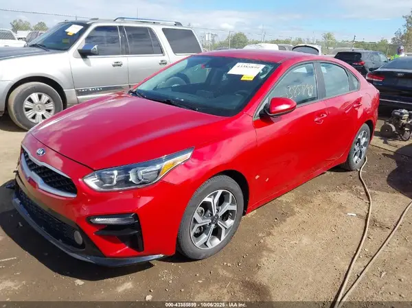 3KPF24AD3ME361118 2021 KIA FORTE - Image 2