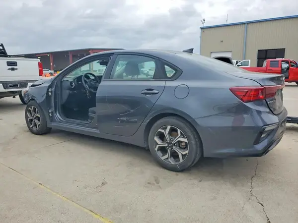 3KPF24AD3ME362284 2021 KIA FORTE - Image 2