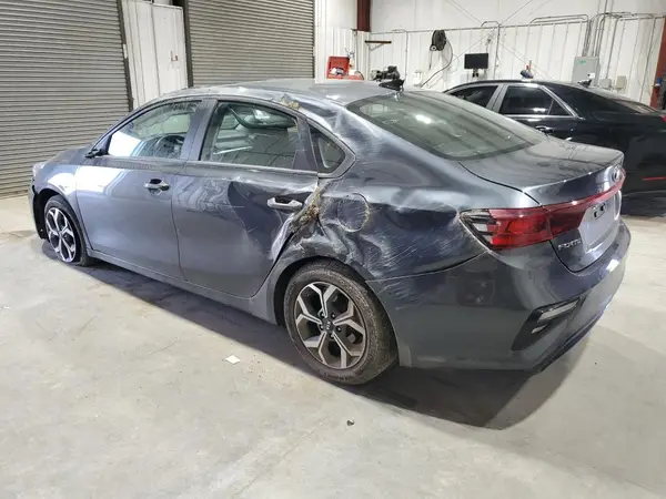 3KPF24AD3ME364021 2021 KIA FORTE - Image 2