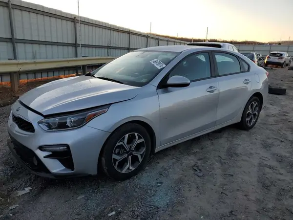 3KPF24AD3ME368814 2021 KIA FORTE - Image 1