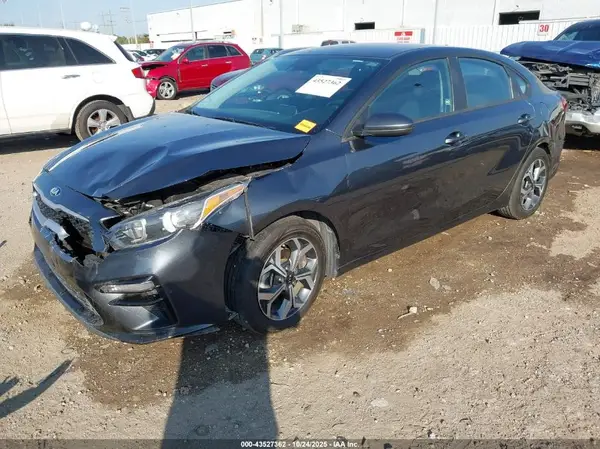 3KPF24AD3ME372099 2021 KIA FORTE - Image 2