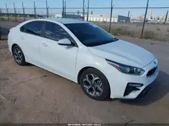 3KPF24AD3ME374855 2021 KIA FORTE