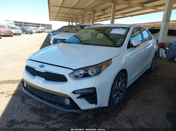 3KPF24AD3ME376072 2021 KIA FORTE - Image 2