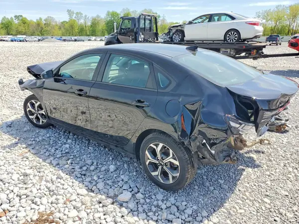 3KPF24AD3ME379747 2021 KIA FORTE - Image 2