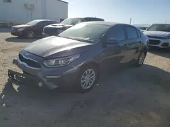 3KPF24AD3ME381305 2021 KIA FORTE
