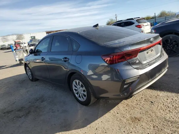 3KPF24AD3ME381305 2021 KIA FORTE - Image 2