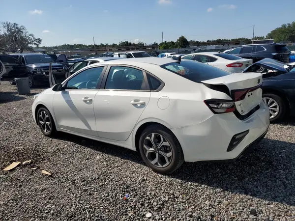 3KPF24AD3ME384656 2021 KIA FORTE - Image 2