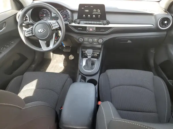 3KPF24AD3ME384981 2021 KIA FORTE - Image 8