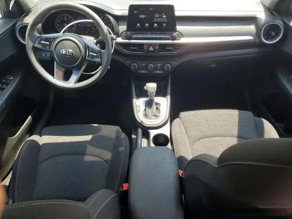 3KPF24AD3ME389789 2021 KIA FORTE - Image 8