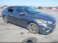 3KPF24AD3ME391560 2021 KIA FORTE