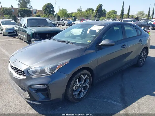 3KPF24AD3ME391560 2021 KIA FORTE - Image 2