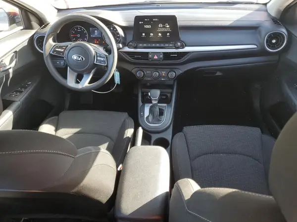 3KPF24AD3ME395625 2021 KIA FORTE - Image 8