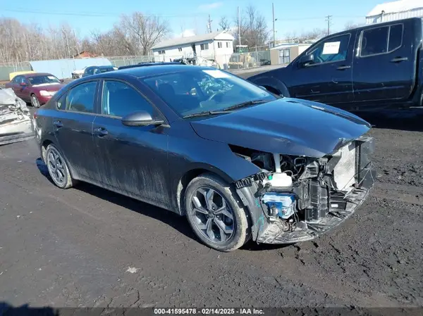 3KPF24AD3ME397536 2021 KIA FORTE - Image 1