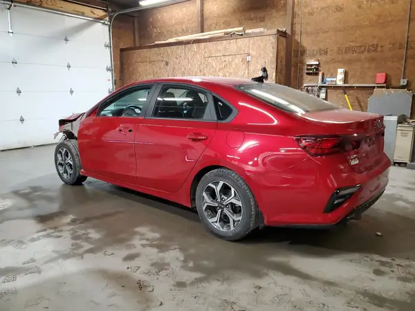 3KPF24AD3ME398766 2021 KIA FORTE - Image 2