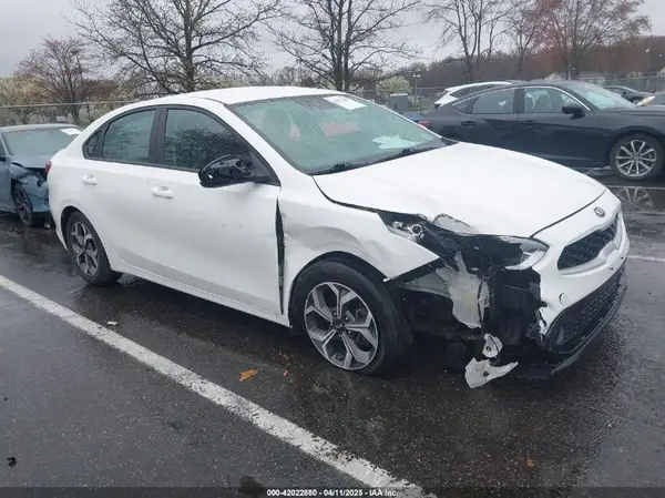 3KPF24AD3ME399013 2021 KIA FORTE - Image 1