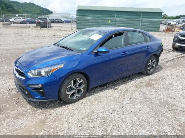 3KPF24AD3ME399996 2021 KIA FORTE - Image 2