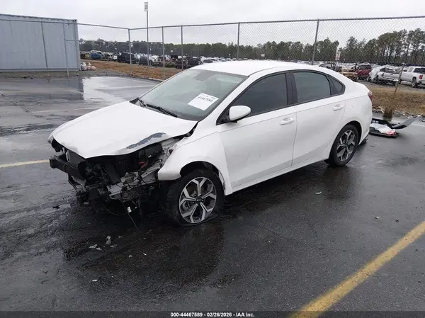3KPF24AD3ME401259 2021 KIA FORTE - Image 2
