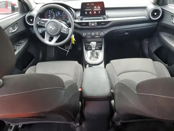 3KPF24AD3ME403805 2021 KIA FORTE - Image 8