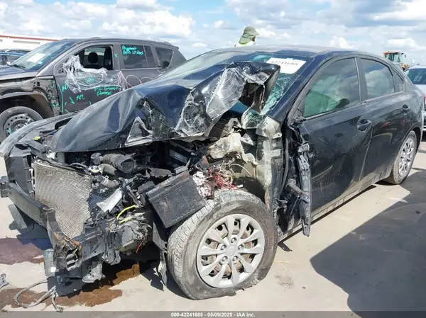3KPF24AD3ME405280 2021 KIA FORTE - Image 2