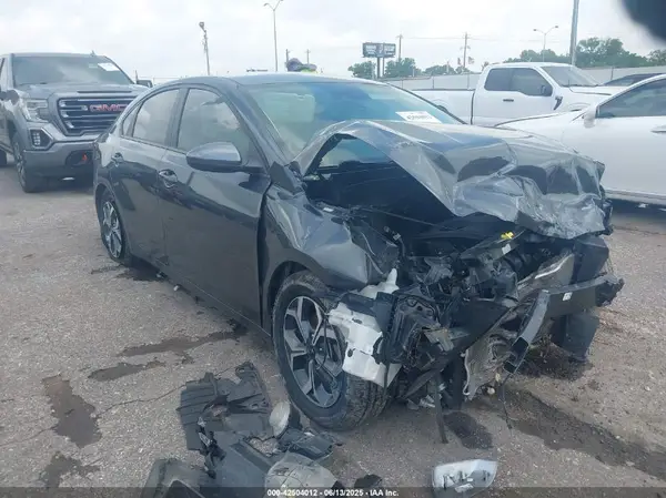 3KPF24AD3ME407482 2021 KIA FORTE - Image 1