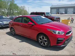 3KPF24AD3ME411385 2021 KIA FORTE