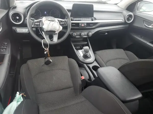 3KPF24AD3ME411922 2021 KIA FORTE - Image 8