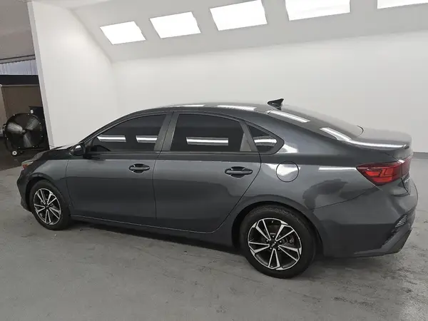3KPF24AD3NE416118 2022 KIA FORTE - Image 2