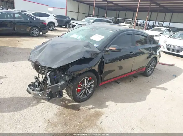 3KPF24AD3NE416684 2022 KIA FORTE - Image 2