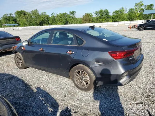 3KPF24AD3NE418922 2022 KIA FORTE - Image 2