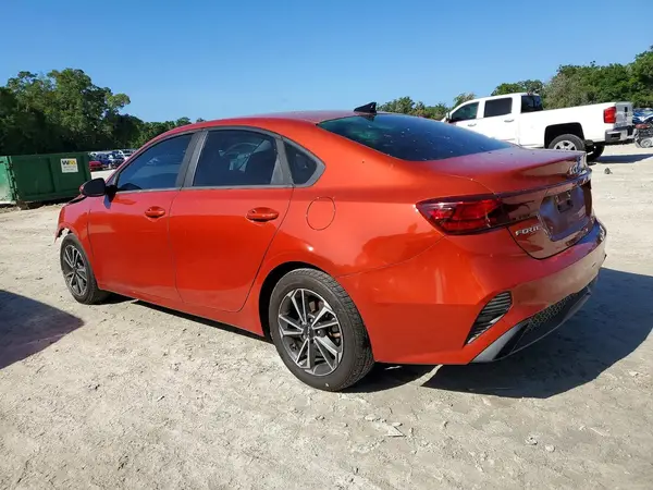 3KPF24AD3NE419259 2022 KIA FORTE - Image 2