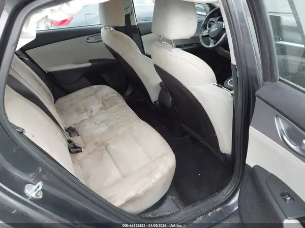 3KPF24AD3NE420671 2022 KIA FORTE - Image 8