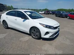 3KPF24AD3NE423845 2022 KIA FORTE