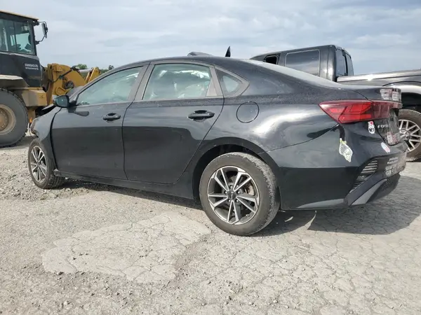 3KPF24AD3NE426258 2022 KIA FORTE - Image 2