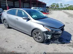 3KPF24AD3NE426440 2022 KIA FORTE