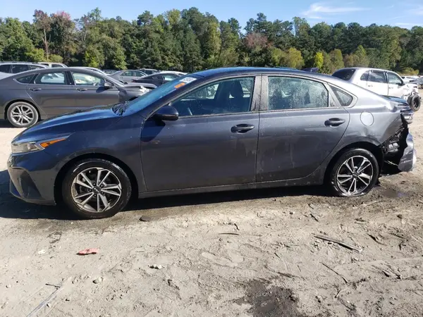 3KPF24AD3NE427507 2022 KIA FORTE - Image 1