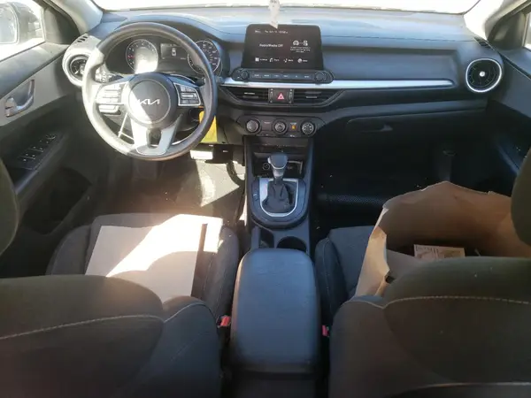 3KPF24AD3NE427507 2022 KIA FORTE - Image 8