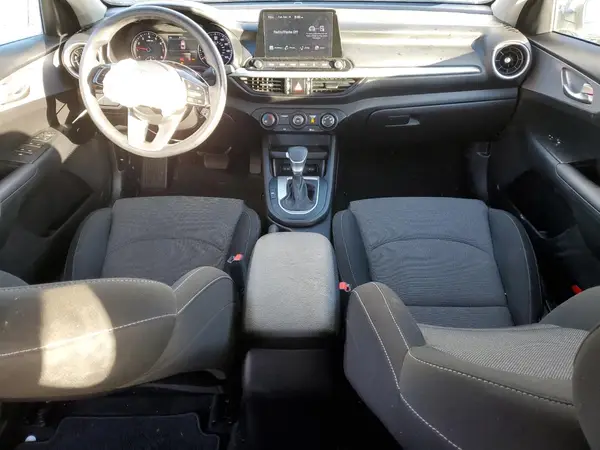 3KPF24AD3NE427653 2022 KIA FORTE - Image 8
