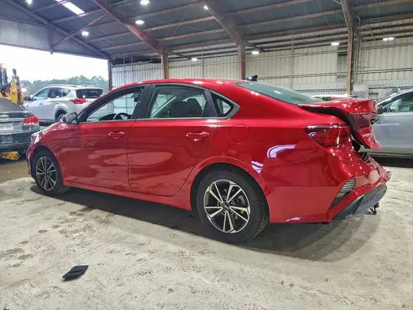 3KPF24AD3NE428253 2022 KIA FORTE - Image 2