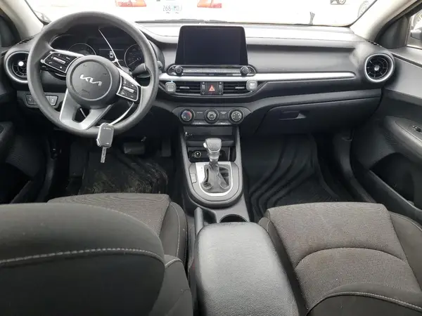 3KPF24AD3NE430181 2022 KIA FORTE - Image 8