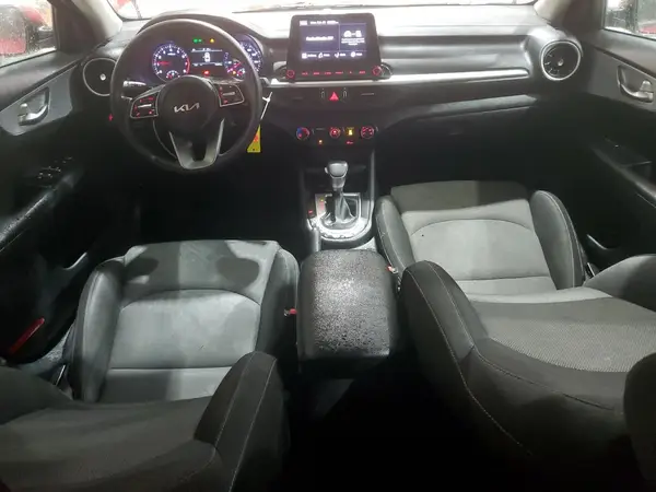 3KPF24AD3NE432853 2022 KIA FORTE - Image 8