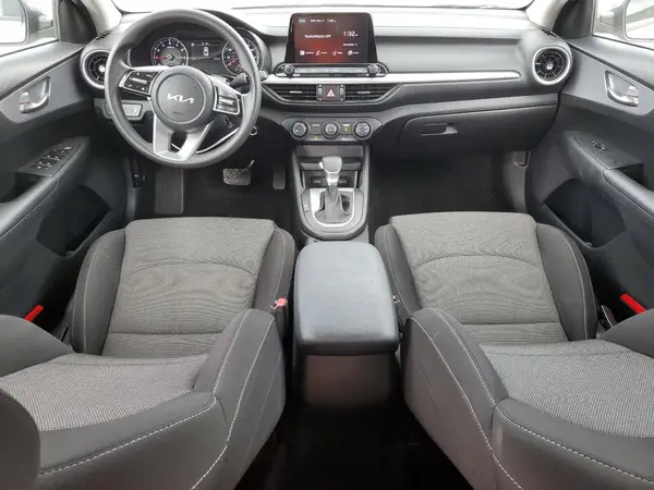 3KPF24AD3NE434862 2022 KIA FORTE - Image 8