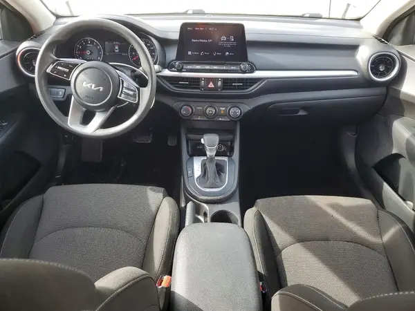 3KPF24AD3NE434960 2022 KIA FORTE - Image 8