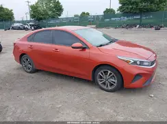 3KPF24AD3NE437664 2022 KIA FORTE
