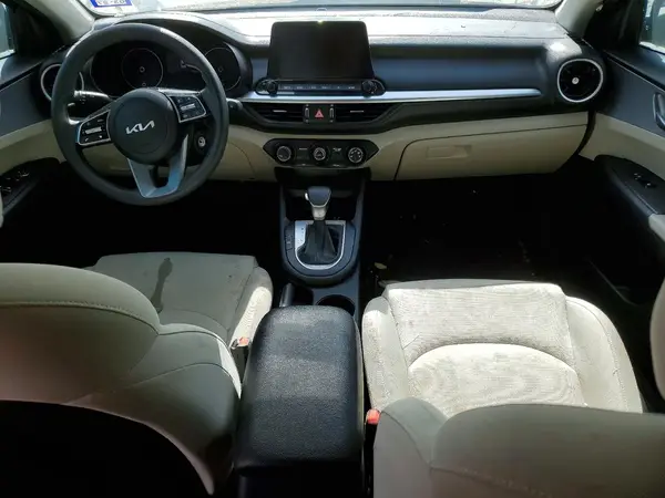 3KPF24AD3NE438717 2022 KIA FORTE - Image 8