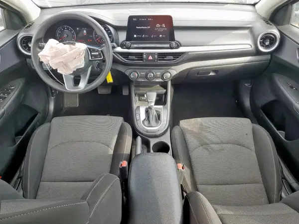 3KPF24AD3NE452990 2022 KIA FORTE - Image 8