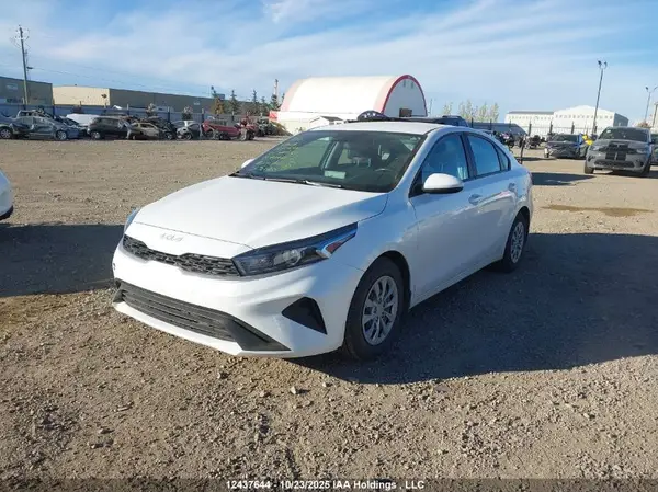 3KPF24AD3NE453430 2022 KIA FORTE - Image 2