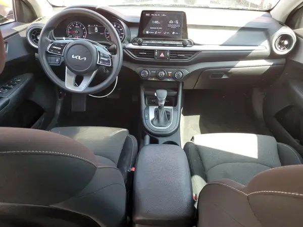 3KPF24AD3NE453752 2022 KIA FORTE - Image 8