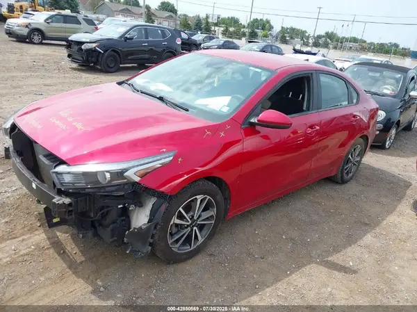3KPF24AD3NE454058 2022 KIA FORTE - Image 2